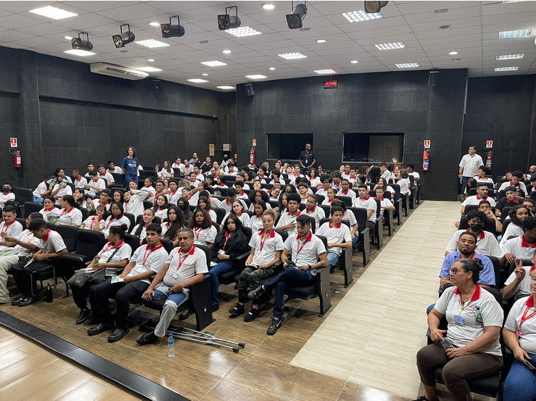 PMANE realiza palestra sobre logística reversa e responsabilidade ambiental no Senai Barueri